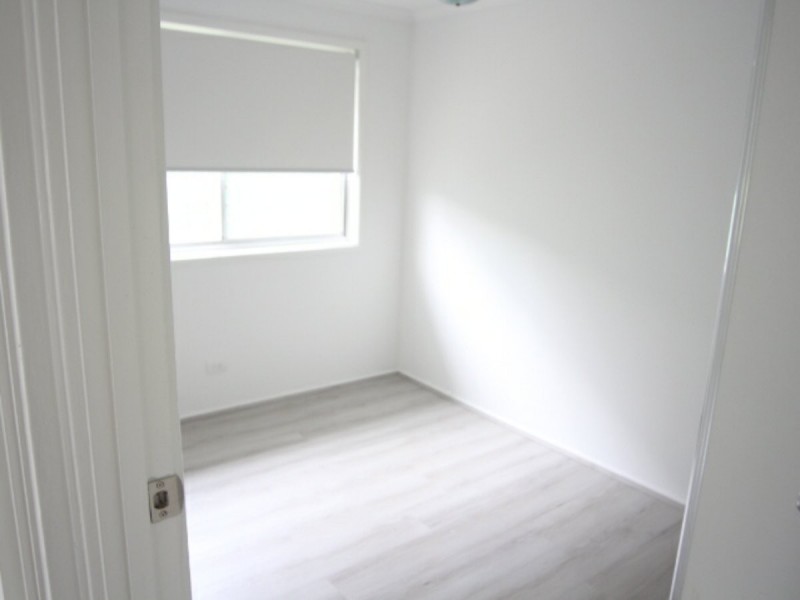 6 Jaclyn Street, Ingleburn NSW 2565