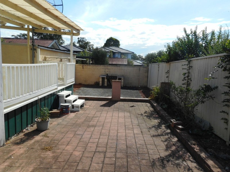 6 Jaclyn Street, Ingleburn NSW 2565