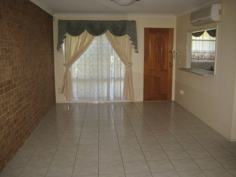 8/28 Koala Avenue, Ingleburn NSW 2565