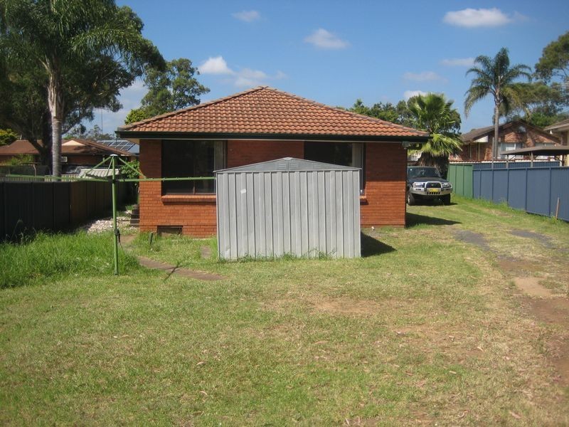 3 Kelburn Place, Airds NSW 2560