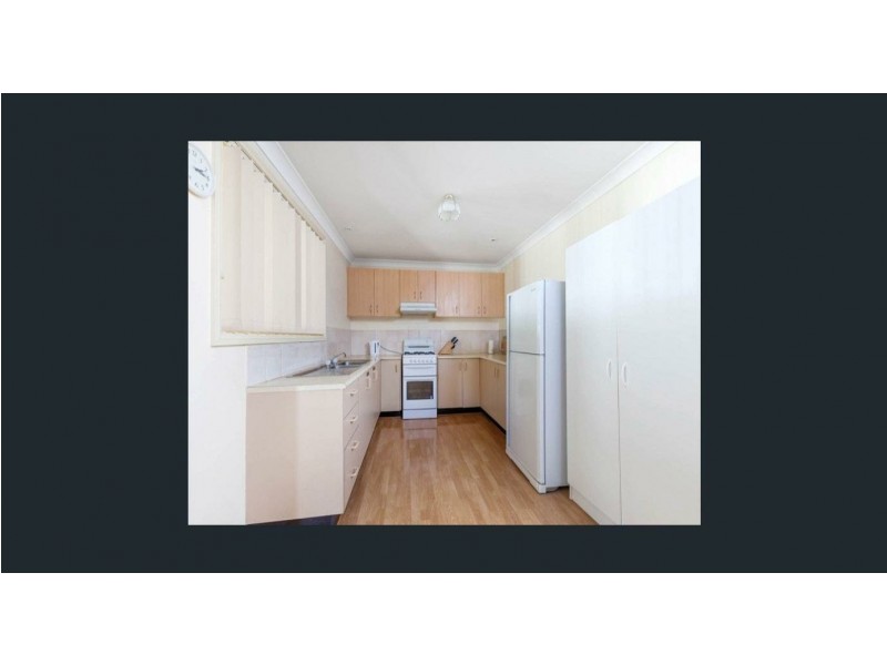 8 Cornelian Avenue, Eagle Vale NSW 2558