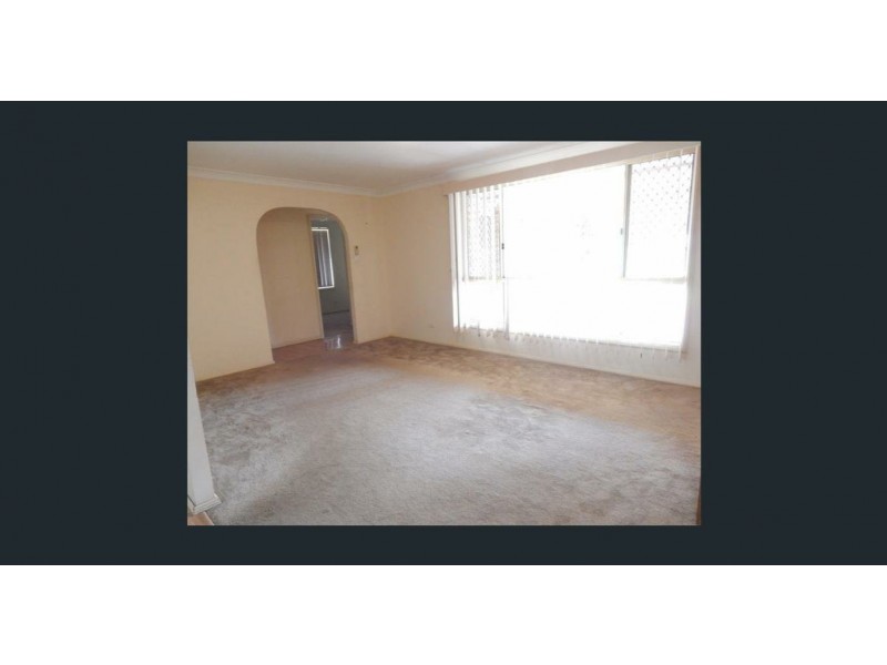 8 Cornelian Avenue, Eagle Vale NSW 2558