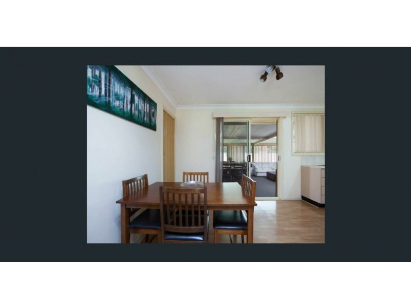 8 Cornelian Avenue, Eagle Vale NSW 2558