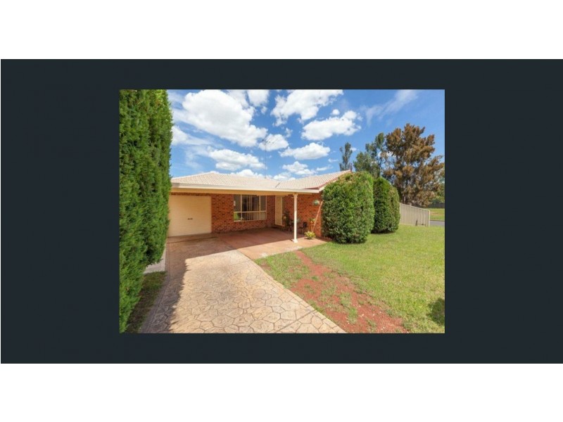 8 Cornelian Avenue, Eagle Vale NSW 2558