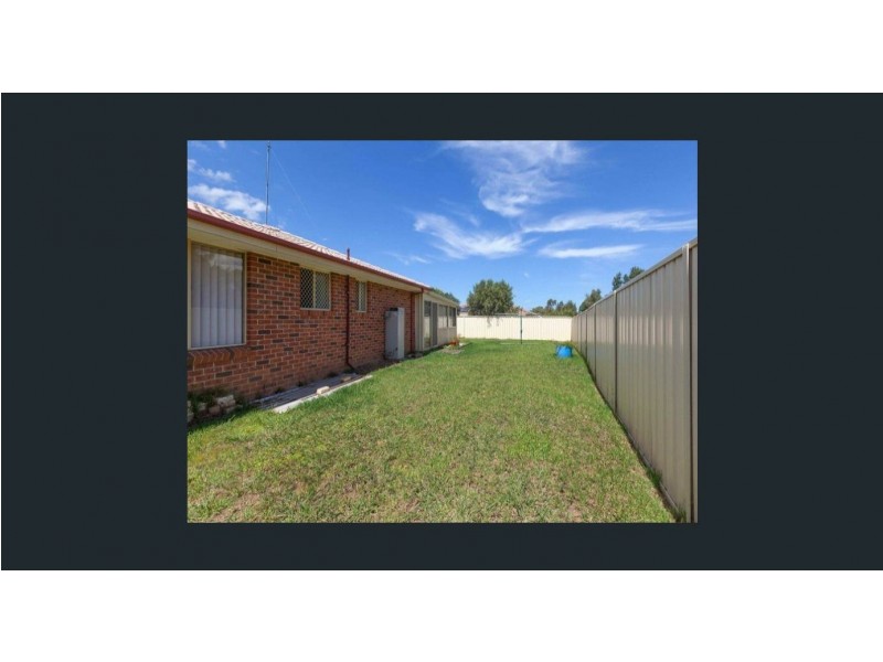 8 Cornelian Avenue, Eagle Vale NSW 2558
