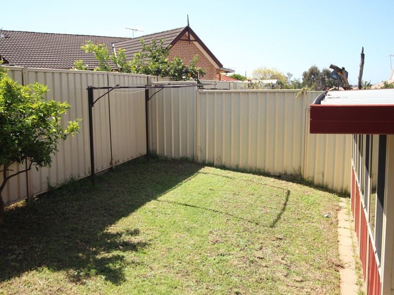 1/29 Bugatti Drive, Ingleburn NSW 2565