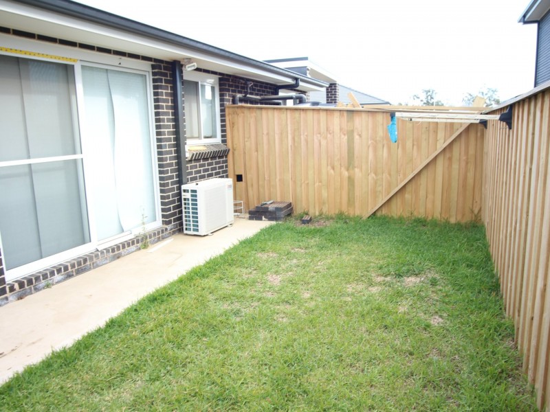 12A Dowie Drive, Claymore NSW 2559