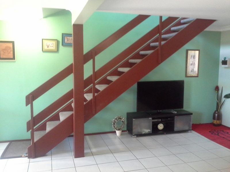 3/6 Cumberland Road, Ingleburn NSW 2565