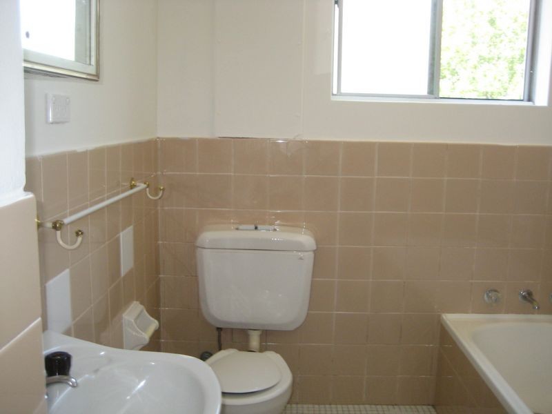 25/24 Fairmount Street, Lakemba NSW 2195