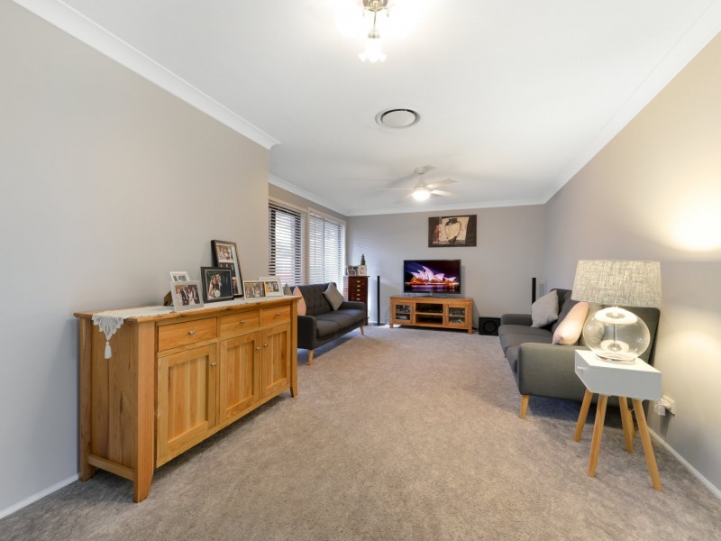 32 Gungarlin Drive, Horningsea Park NSW 2171