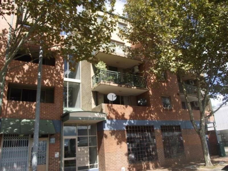 15/100 Terminus Street, Liverpool NSW 2170
