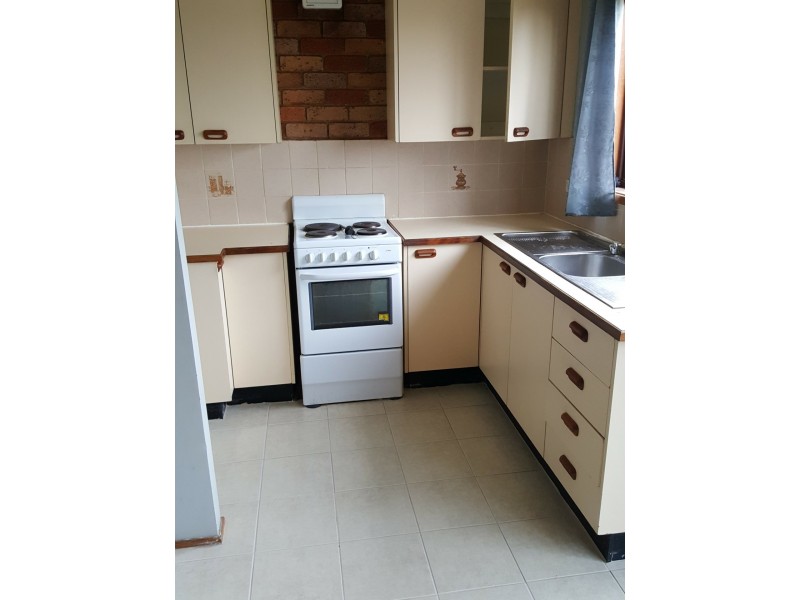 8/35 Belmont Road, Glenfield NSW 2167