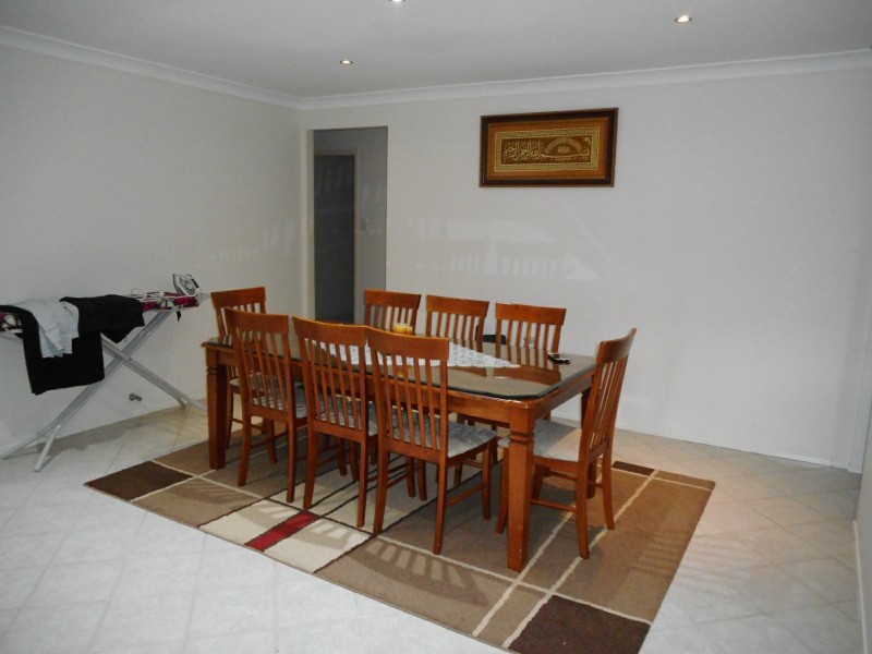 7 Chienti Place, Prestons NSW 2170