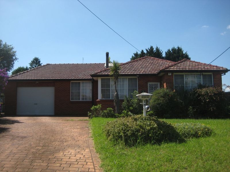 84 Matthews Square, Ingleburn NSW 2565