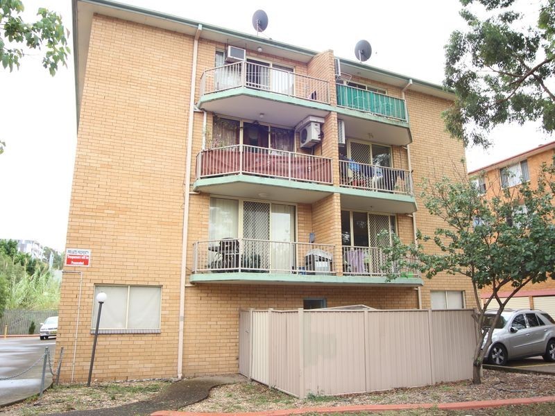 31/3 Riverpark Drive, Liverpool NSW 2170