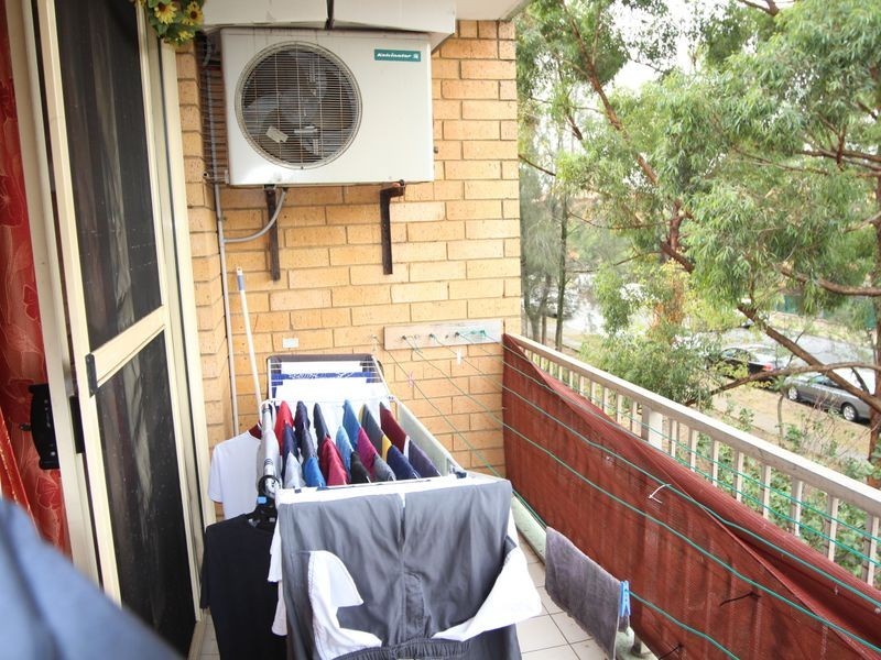 31/3 Riverpark Drive, Liverpool NSW 2170