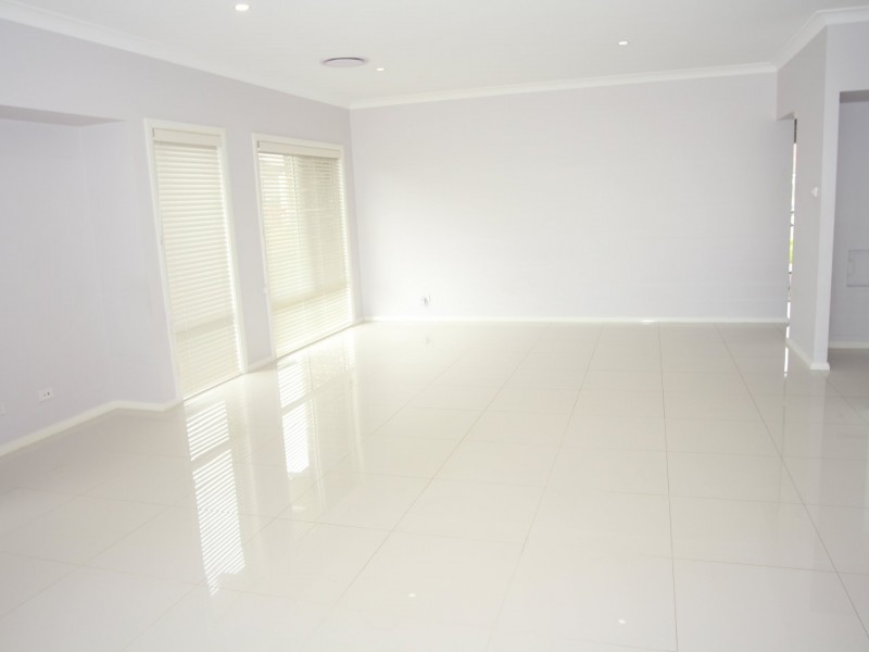 7 Milton Circuit, Oran Park NSW 2570