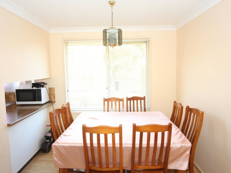 Villa 11/19 Lagonda Drive, Ingleburn NSW 2565