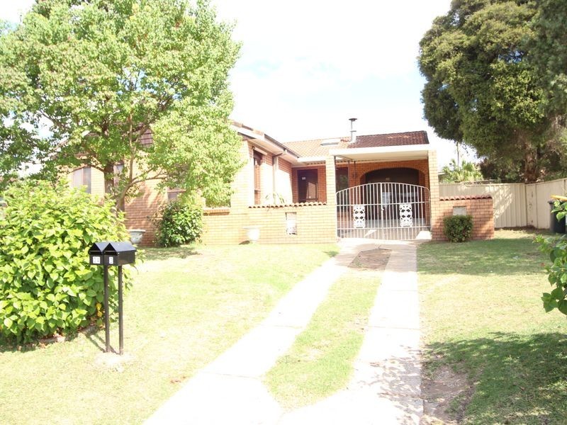 3 Ellen Place, Ingleburn NSW 2565