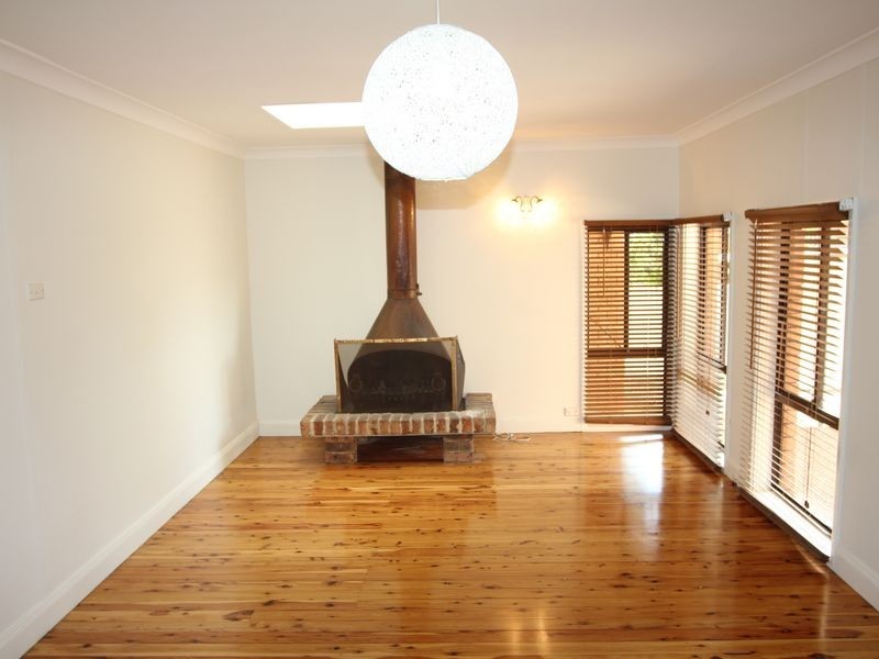 3 Ellen Place, Ingleburn NSW 2565