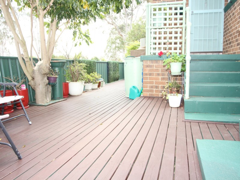 9/12 Bensley Road, Macquarie Fields NSW 2564