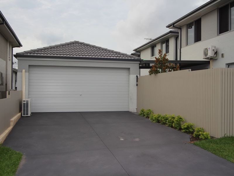 46 Sovereign CCT, Glenfield NSW 2167