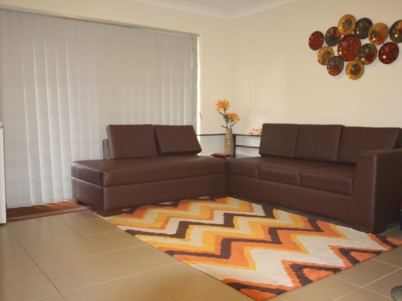 46 Sovereign CCT, Glenfield NSW 2167