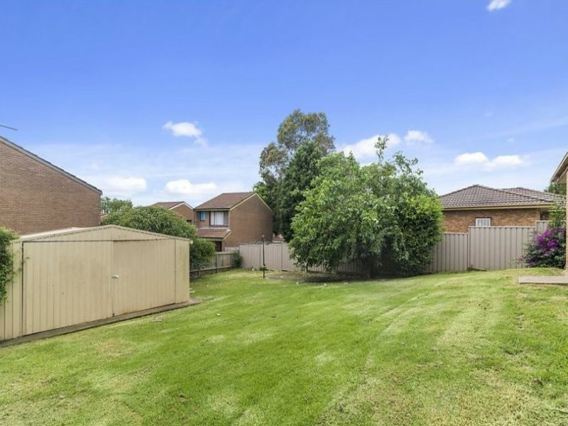 12 Plowman Road, Minto NSW 2566