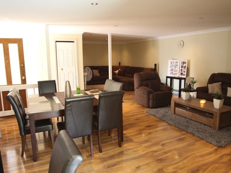 99 Harrow Road, Glenfield NSW 2167