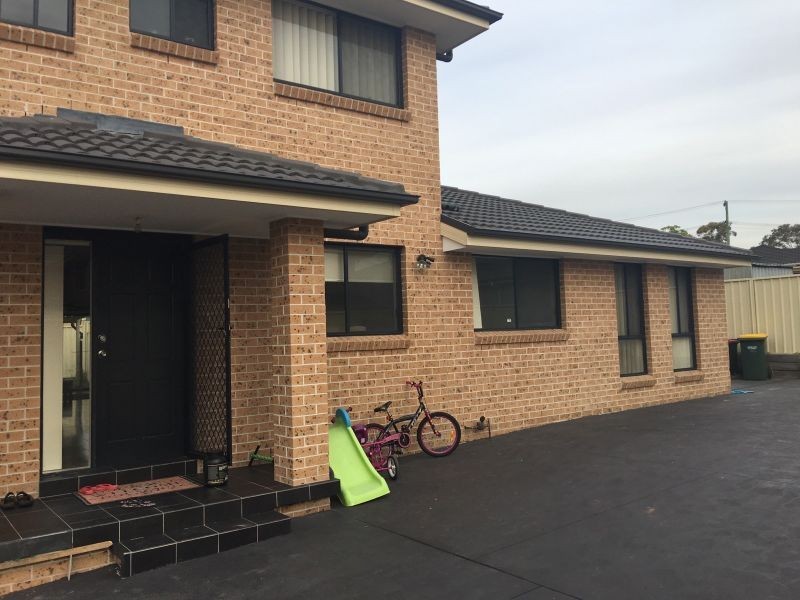 32B Foreman Street, Glenfield NSW 2167