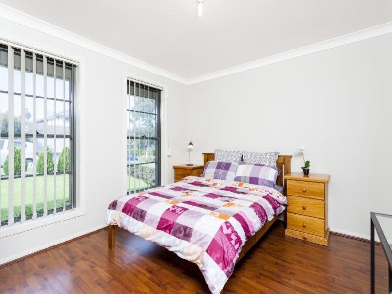 4 Trickett Street, Minto NSW 2566