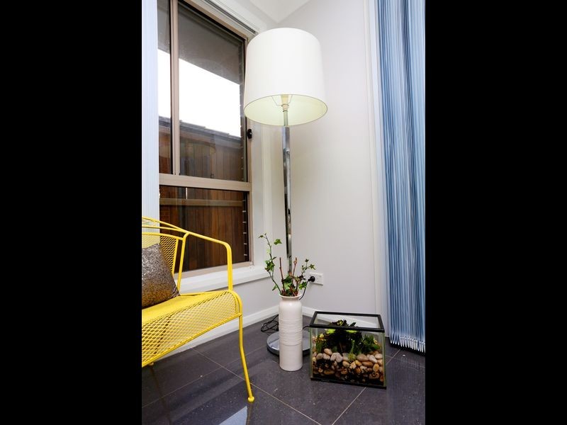 39 Woodroffe Street, Minto NSW 2566