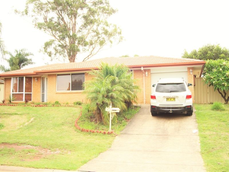 14 Amaranthus Place, Macquarie Fields NSW 2564