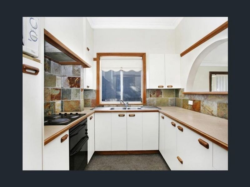 34 Aero Road, Ingleburn NSW 2565