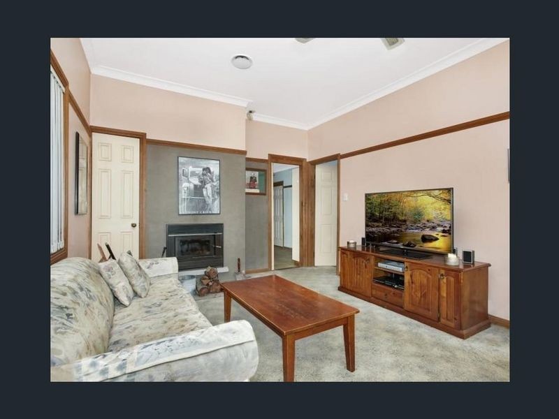 34 Aero Road, Ingleburn NSW 2565