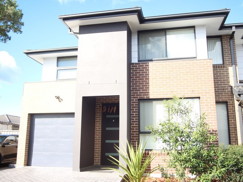 7/2 Jaclyn Street, Ingleburn NSW 2565