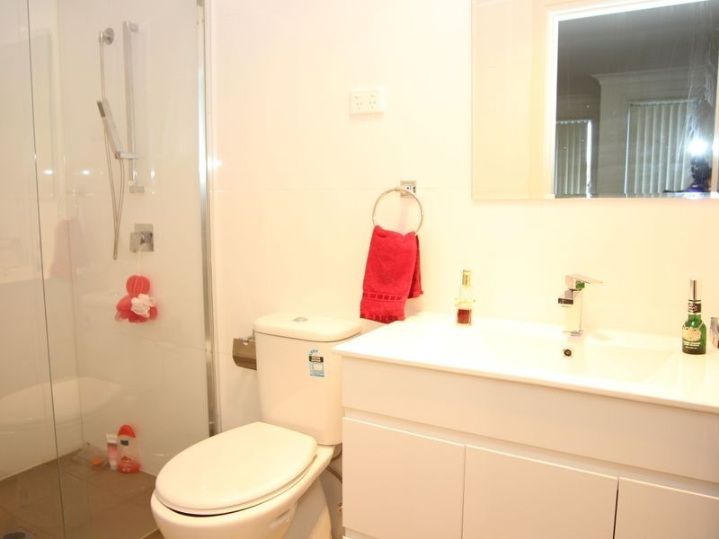 7/2 Jaclyn Street, Ingleburn NSW 2565
