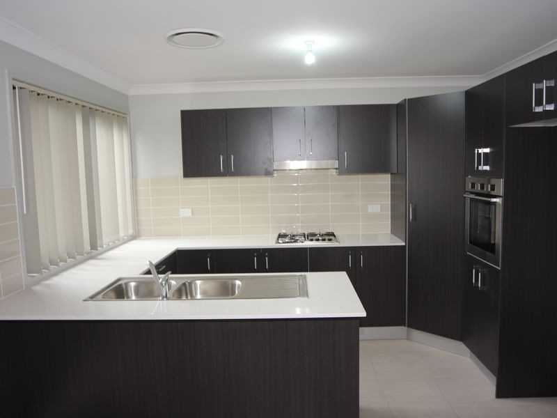 20B Glory Road, Glenfield NSW 2167