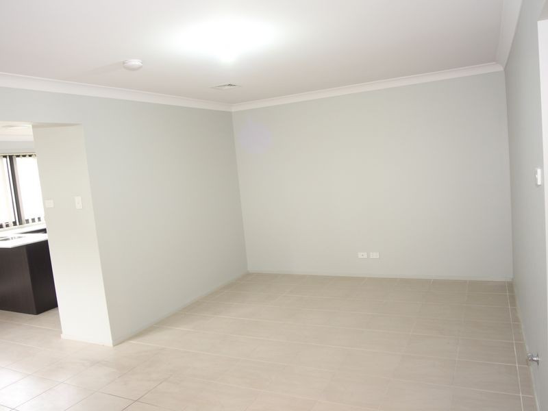 20B Glory Road, Glenfield NSW 2167