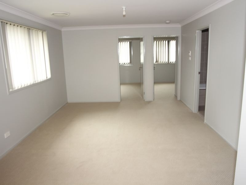 20B Glory Road, Glenfield NSW 2167