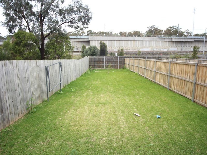 20B Glory Road, Glenfield NSW 2167