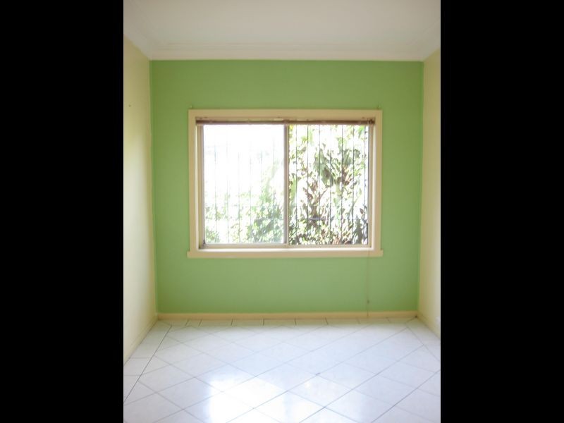 10 Kitson Place, Minto NSW 2566