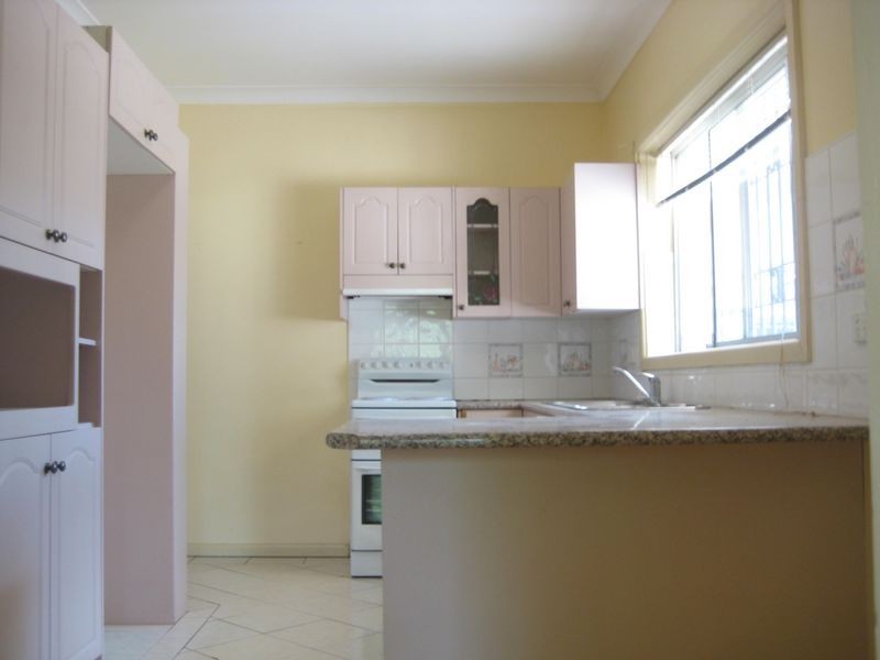 10 Kitson Place, Minto NSW 2566