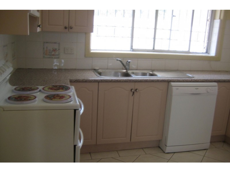 10 Kitson Place, Minto NSW 2566