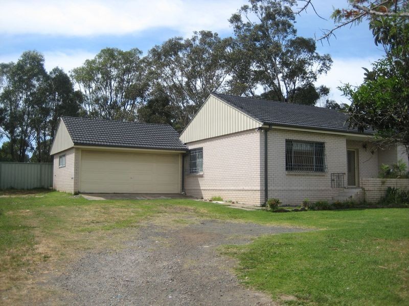 10 Kitson Place, Minto NSW 2566