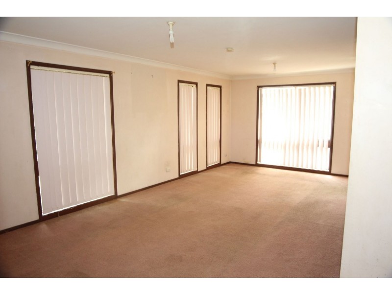 5 Amaroo Street, Bonnyrigg NSW 2177