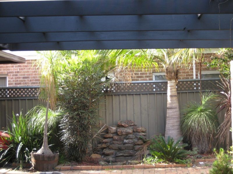 5 Clement Place, Ingleburn NSW 2565
