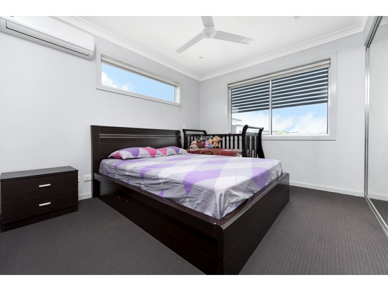 4/73 Sovereign Circuit, Glenfield NSW 2167