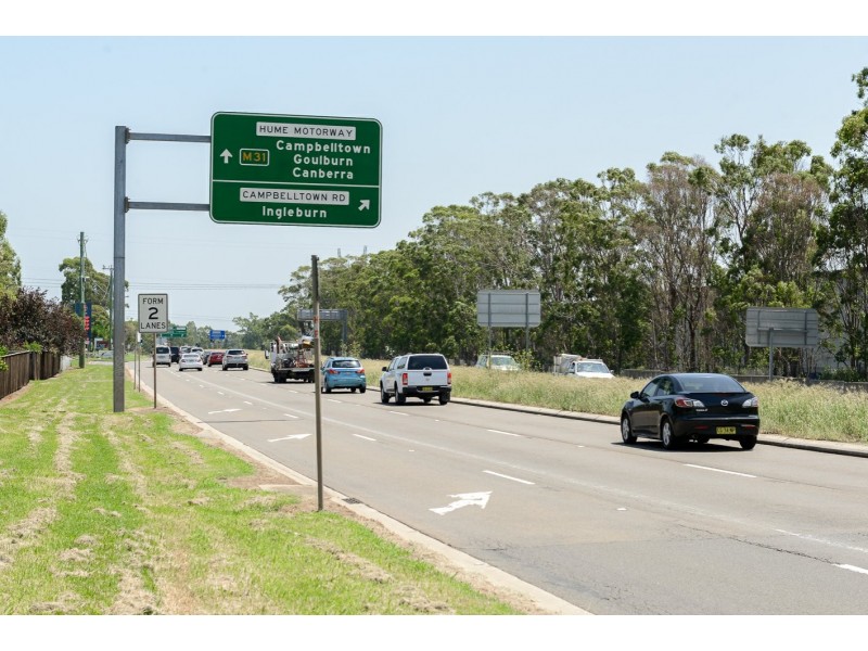 4/73 Sovereign Circuit, Glenfield NSW 2167