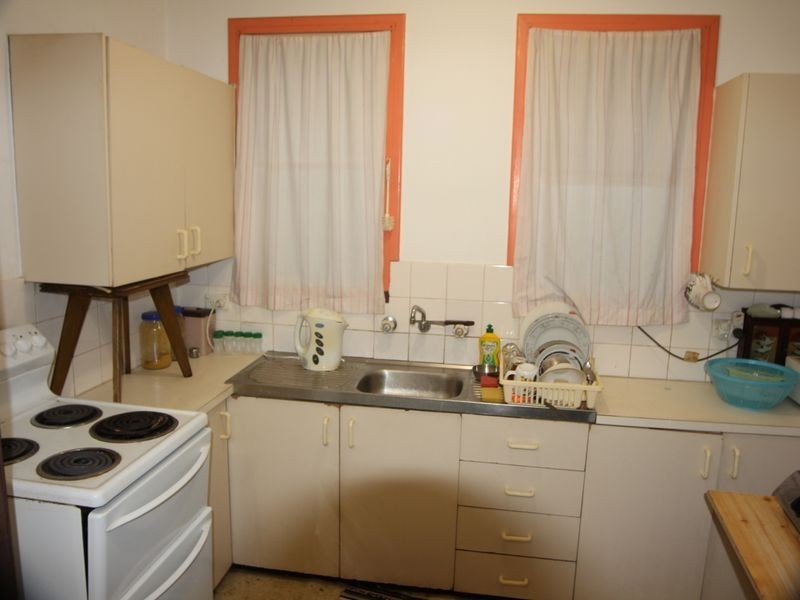 12 Belah Place, Macquarie Fields NSW 2564